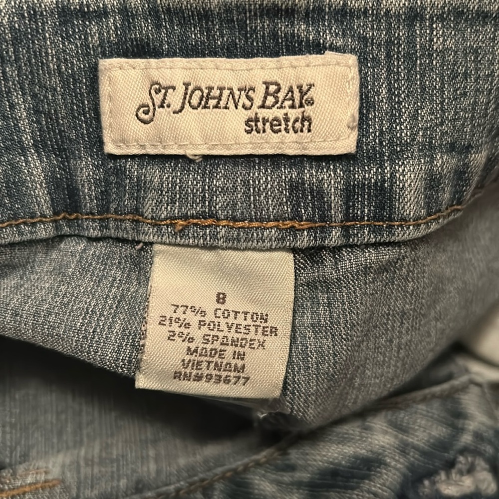 St Johns Bay Stretch Jean Capri